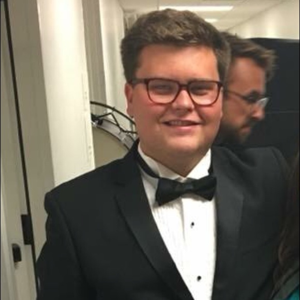 Meet your Posher, Cole